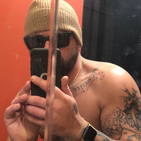 Meet your Posher, Kyl - Picture 1 of 1